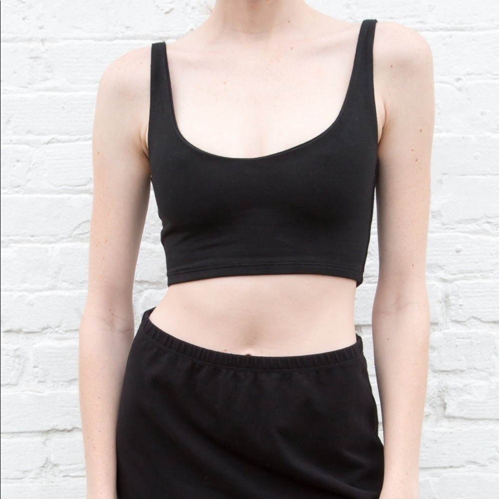 Brandy Melville Lydia top